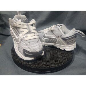 Nike Boys Vomero 5 (TD) Sneakers Mesh Pure Platinum Silver Size 7 NEW IN BOX!